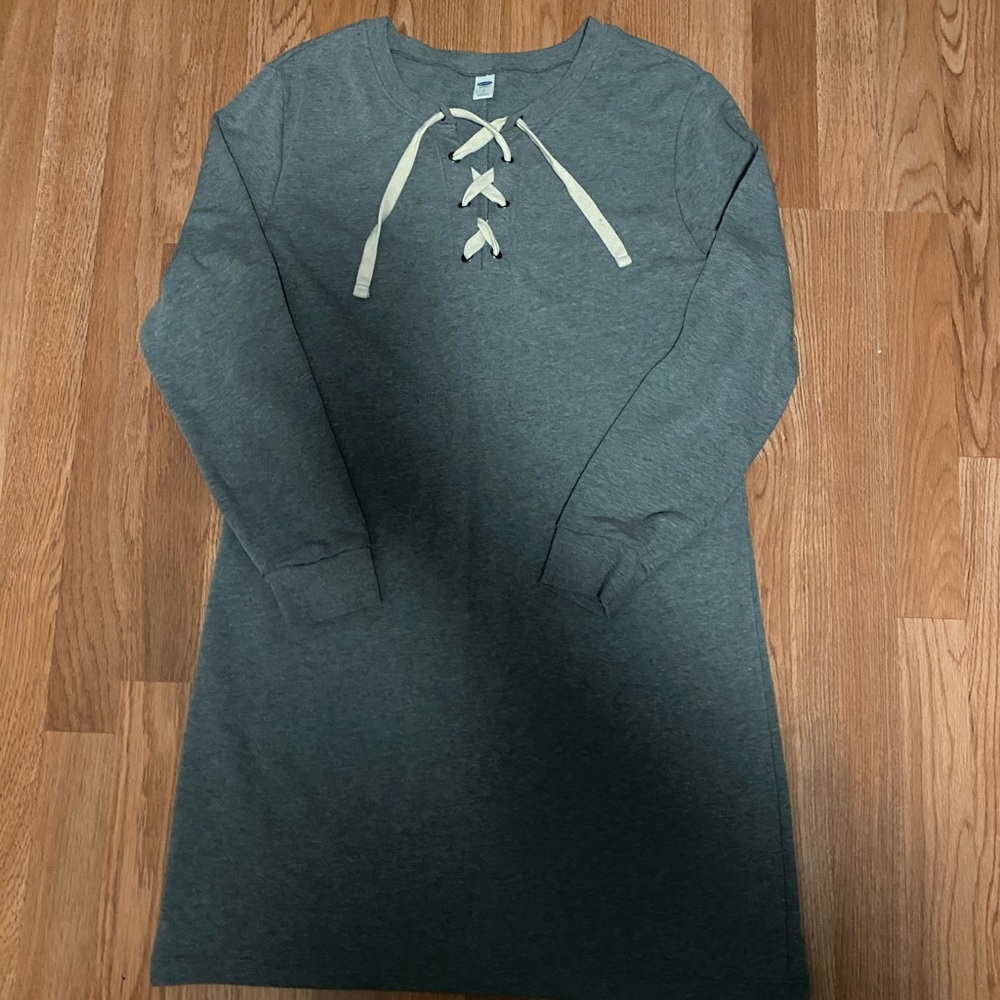 Tie up long sleeve dress